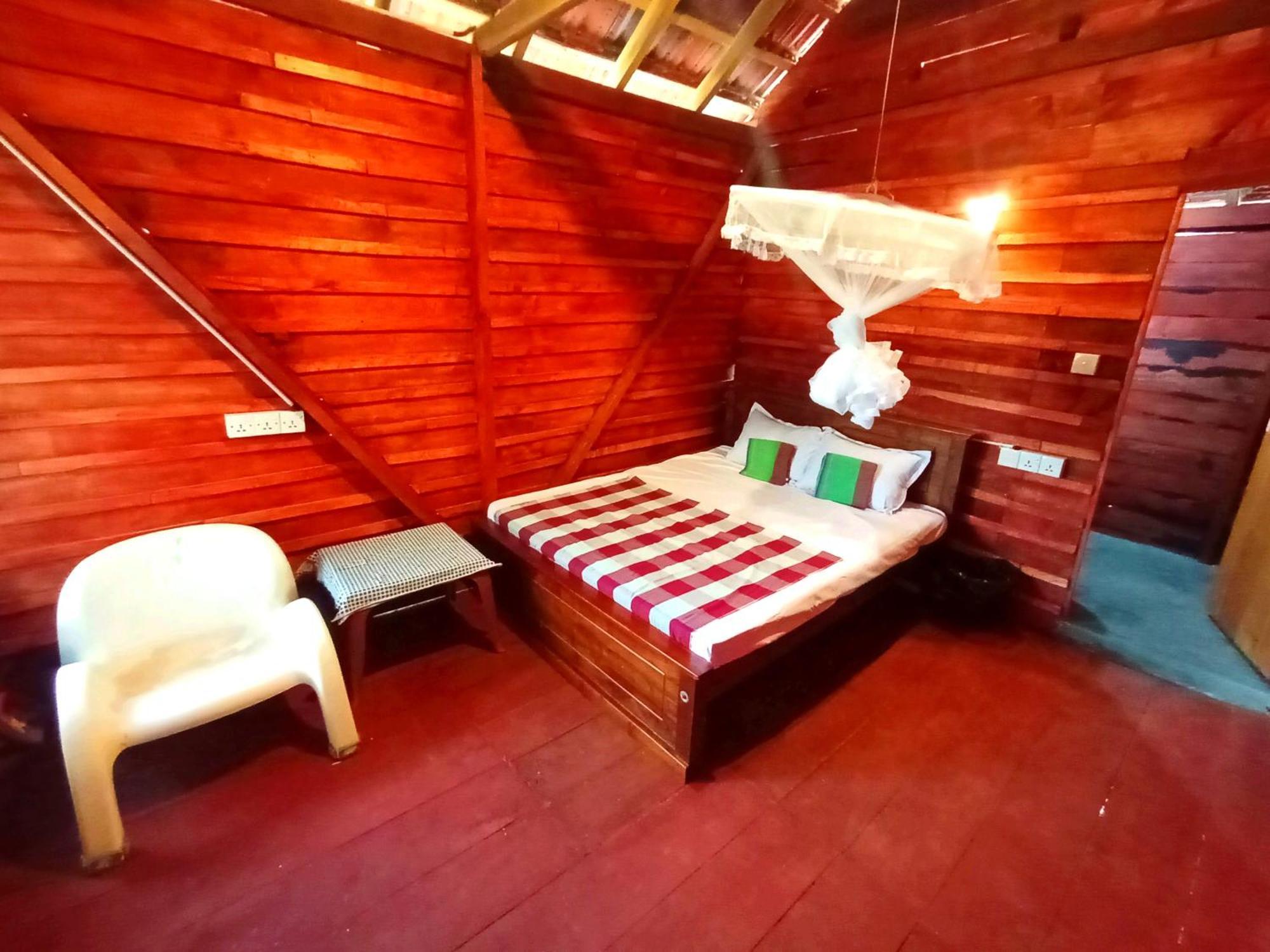 Parrot Tree House Villa Mirissa Exterior photo