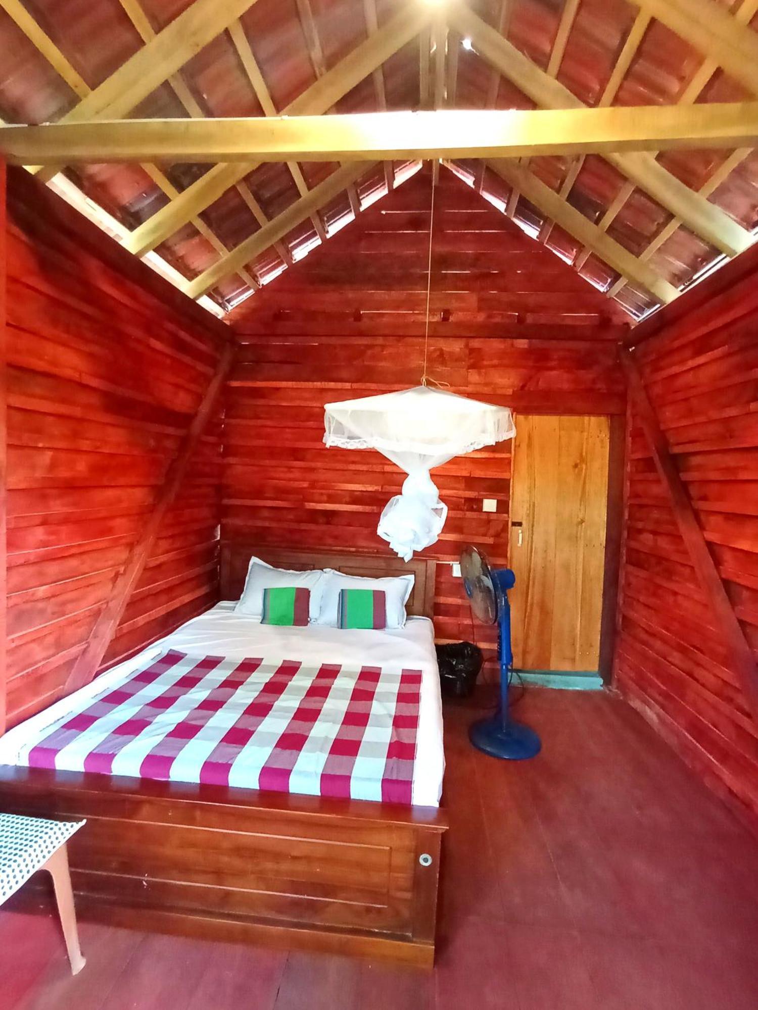 Parrot Tree House Villa Mirissa Exterior photo
